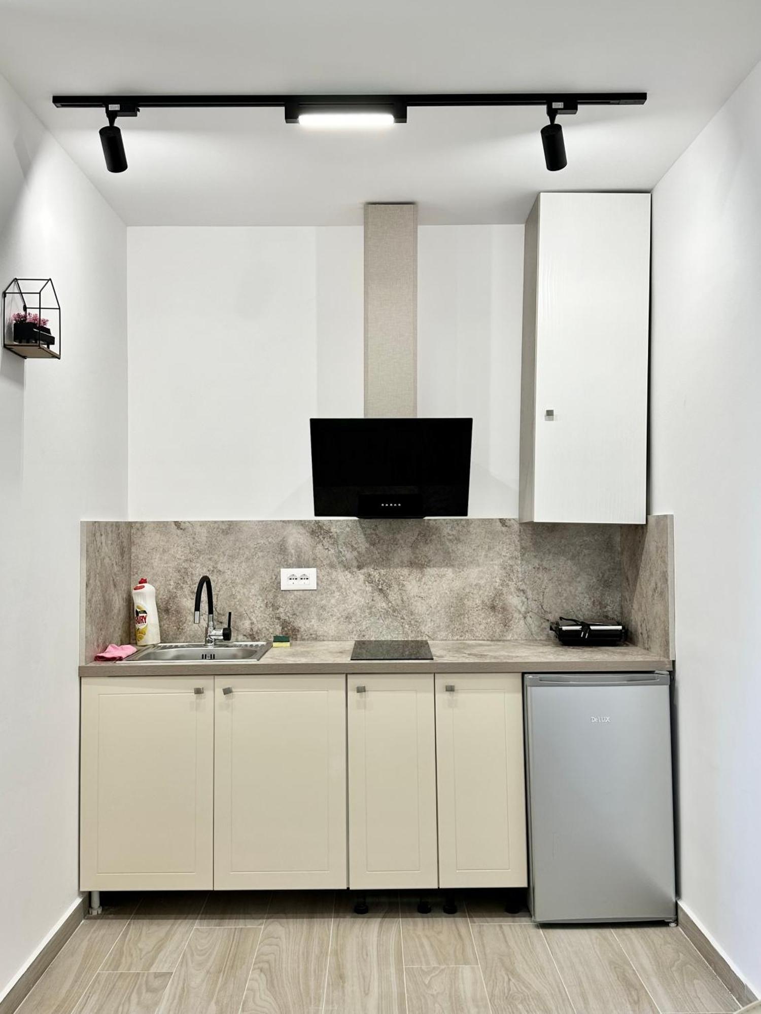Al Mare Rooms Sarandë 外观 照片