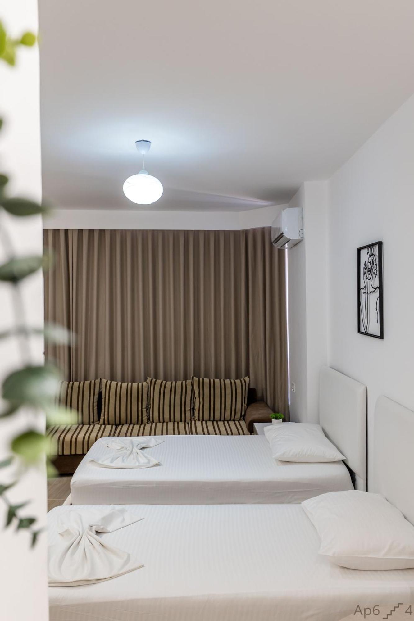 Al Mare Rooms Sarandë 外观 照片